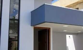 Imagem 3: Casa térrea com piscina no Bairro Ibituruna. 155 m² de área construída e 300 m² de terreno