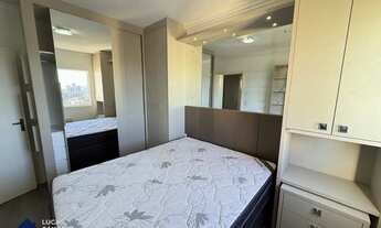 Imagem 7: Apartamento Mobiliado c/ Dois Dormitórios, Sacada c/ Churrasqueira, Garagem, Centro de Cri