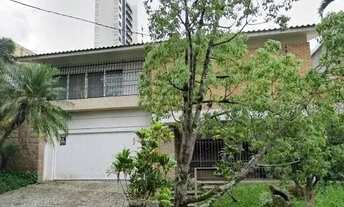 Imagem: Casa ampla, terreno excelente tamanho, localização