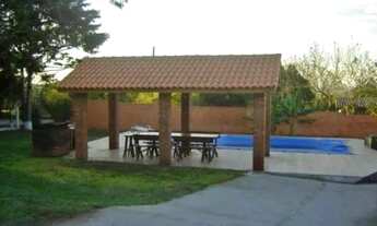 Imagem 2: Velleda oferece lindo sítio 1100m² em cond fechado, com casa, piscina e salão, troca por a