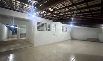 Imagem: Casa com 4 quartos e 1 suíte em Montes