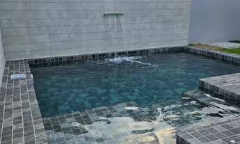 Imagem 4: Casa Duplex no Quinta das Marinas com 3 suítes sendo uma com closet área gourmet, churras