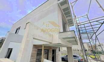 Imagem 2: Sobrado para Venda em Curitiba, Santa Cândida, 3 dormitórios, 3 suítes, 4 banheiros, 2 vag