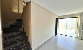 Imagem 7: Sobrado ao Lado do BRT Setor Barravento a poucos metros do Pão de Goiás