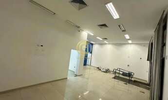 Imagem 2: Excelente imóvel comercial no centro de São José dos Campos SP - Praça Cônego Lima