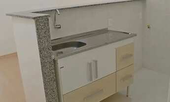 Imagem 3: Lindo Quarto e Sala, totalmente reformado há pouco tempo, moderno, claro e arejado