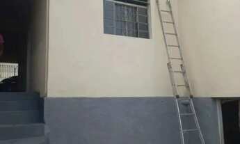 Imagem 2: Casa para Venda em Presidente Prudente, Vila Furquim, 2 dormitórios, 1 banheiro, 2 vagas