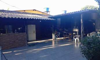 Imagem: Excelente casa com varanda espaçosa