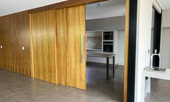 Imagem 3: Casa de condomínio sobrado para venda possui 468 metros quadrados com 4 quartos