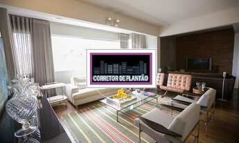 Imagem: Lindo e finamente renovado sendo 3 quartos