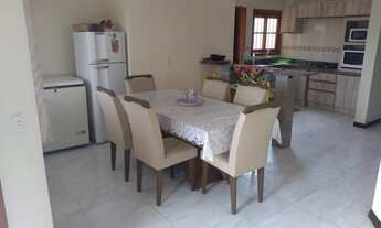 Imagem 6: Residência com 3 dormitórios (1 suíte) e garagem fechada junto ao centrinho de Nova Traman