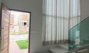 Imagem 3: Vendo casa com 4 quartos, sendo 2 suítes, em condomínio fechado, no Altiplano