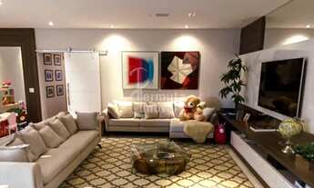 Imagem 2: Apartamento à venda com 299 m², 3 suítes, sala de estar, sala de jantar, cozinha e 2 vagas