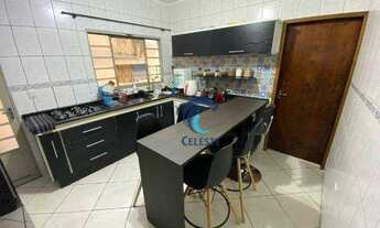 Imagem 2: Casa com 4 dormitórios à venda, 150 m² - Jardim Portugal - São José dos Campos/SP