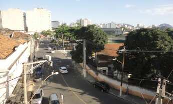 Imagem 4: Ótimo apartamento de frente com vaga de garagem, vista indevassável e sol da manhã!