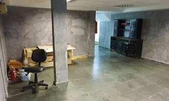 Imagem 1: Casa com 9 dormitórios, 220 m² - venda por R$ 1.100.000 ou aluguel por R$ 4.500/mês - Moem