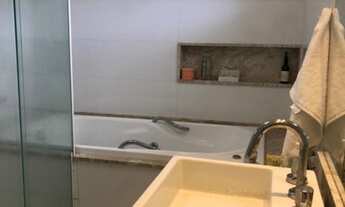 Imagem 7: Casa de condomínio para venda tem 230 metros quadrados com 3 quartos