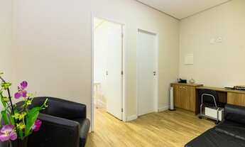 Imagem 1: Casa para venda com 86 metros quadrados com 6 quartos em Planalto Paulista - São Paulo - S