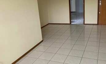 Imagem 2: Apartamento com 2 dormitórios à venda, 82 m² por R$ 350.000 - Passos - Juiz de Fora/MG