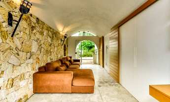 Imagem 6: Amplo Sobrado Reformado em Rua Nobre e Segura do Pacaembu