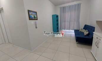 Imagem 3: Ótimo Apartamento semimobiliado com vista mar e morro do Cambirela - 2 dormitórios à vend