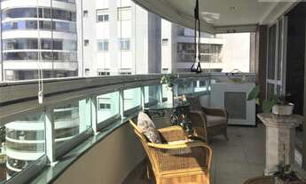 Imagem 6: Vendo apartamento alto padrão com três suítes, quatro vagas de garagem e localização privi