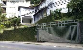 Imagem 2: PETRóPOLIS - Casa Padrão - Cremerie