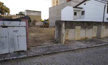 Imagem 3: Terreno com 840 m² no centro