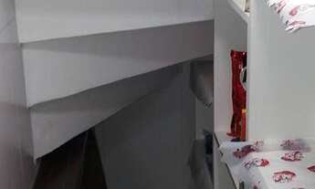 Imagem 3: Sobrado muito amplo, ideal para quem quer conforto, localizado em região alta na Vila Gome