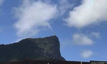 Imagem 2: Casa para aluguel possui 300 metros quadrados com 4 quartos em Jardim Botânico - Rio de Ja
