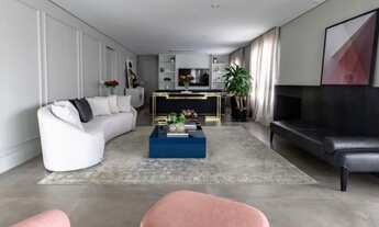 Imagem 2: Apartamento para venda com 264 metros quadrados com 3 suítes 4 vagas mobiliado