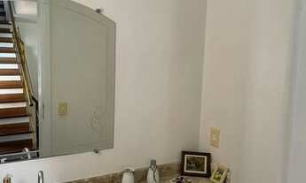 Imagem 6: Casa de condomínio para venda possui 410 metros quadrados com 4 quartos