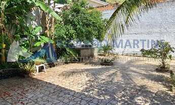 Imagem 3: Casa de condomínio para venda tem 422 metros quadrados com 5 quartos