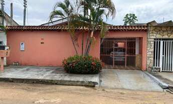 Imagem: Vende-se) Casa com 3 dormitórios, 130 m²
