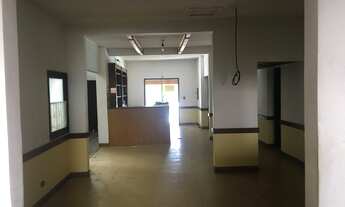 Imagem: Casa para venda tem 300 metros quadrados