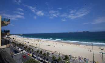 Imagem 3: Cobertura frontal mar em Ipanema