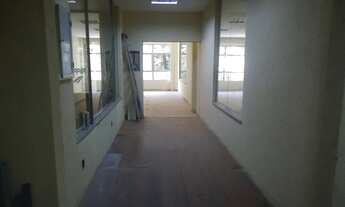 Imagem 2: 1 MÊS DE ALUGUEL GRÁTIS! Excelente Sobreloja na Marques de Abrantes no Flamengo - EMT