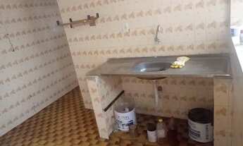 Imagem 2: Vendo casa antiga