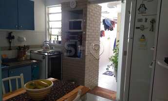 Imagem 4: Apartamento na região do Sumaré com 3 dormitórios sendo 1 suíte, 3 banheiros e 1 vaga