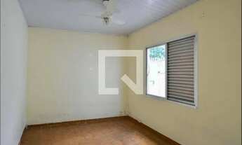 Imagem: Casa à Venda - Bosque da Saúde, 2 Quartos