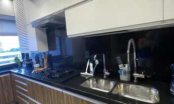 Imagem 7: Cobertura para venda possui 233 metros quadrados com 3 quartos