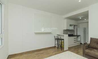 Imagem 7: PORTO ALEGRE - Apartamento Padrão - Partenon