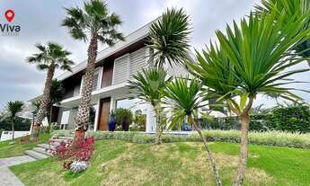 Imagem: Casa 4 suítes decorada em Jurerê Internacional