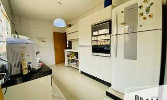 Imagem 4: Casa de Condomínio à Venda no Amazonas com 3 Quartos por R$ 650.000