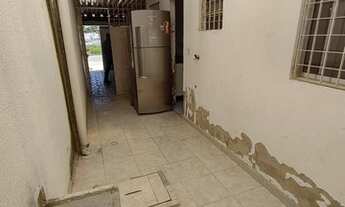 Imagem 3: Casa de condomínio térrea para venda possui 50 metros quadrados com 3 quartos