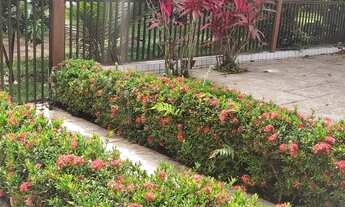 Imagem 7: Casa de condomínio sobrado para venda tem 250 metros quadrados com 4 quartos