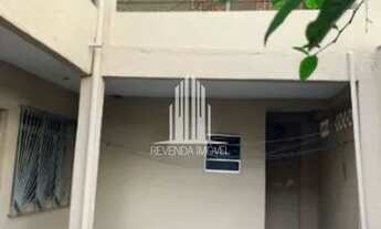 Imagem 4: CASA ASSOBRADADA DE 220,00M² COM 3 DORM (1 SUÍTE ), 2 BANHEIROS E 2 VAGAS Á VENDA NO CAP