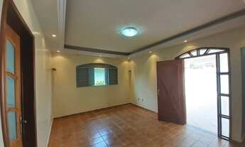 Imagem 3: Casa em Itapuã Casa com 3 dormitórios