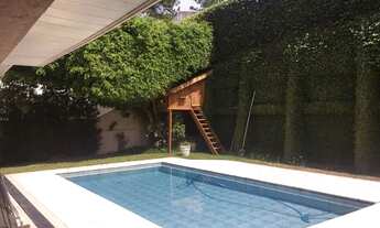 Imagem 3: Casa em Condomínio Fechado de Alto padrão!! 450 metros quadrados com 6 dormitórios/3 suít