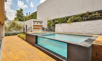 Imagem 6: Casa de condomínio sobrado para aluguel possui 490 metros quadrados com 4 quartos